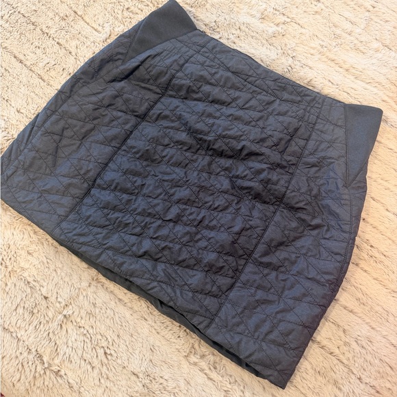 Spyder Quilted  Mini Skirt with Red Zipper - Picture 3 of 4